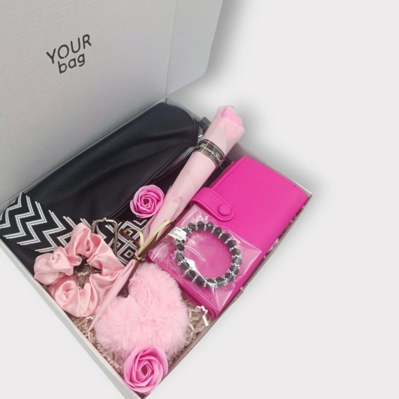 Ružovo-čierny box LOVE